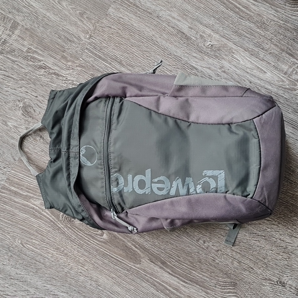 Lowepro Photo Hatchback 16L AW Backpack (Slate Gray)
